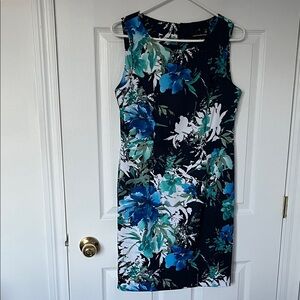 Elegant Floral Midi Dress - Blue and White